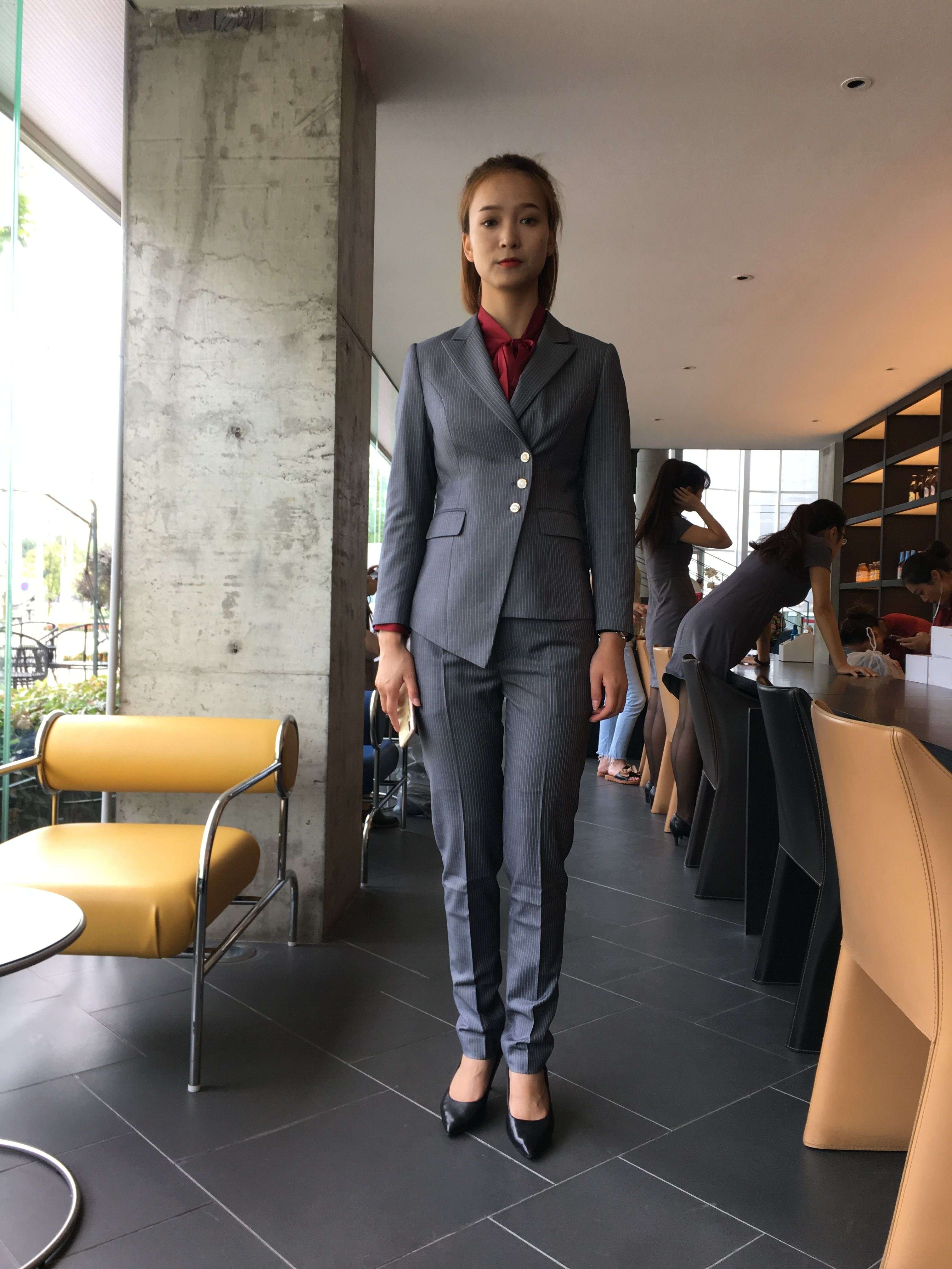 万达文旅城 置业顾问工作服